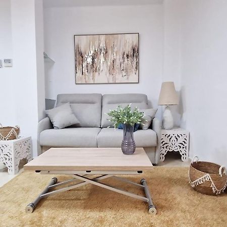 Precioso En Santa Cruz Lirio Bajo Apartment Sevilla Bagian luar foto
