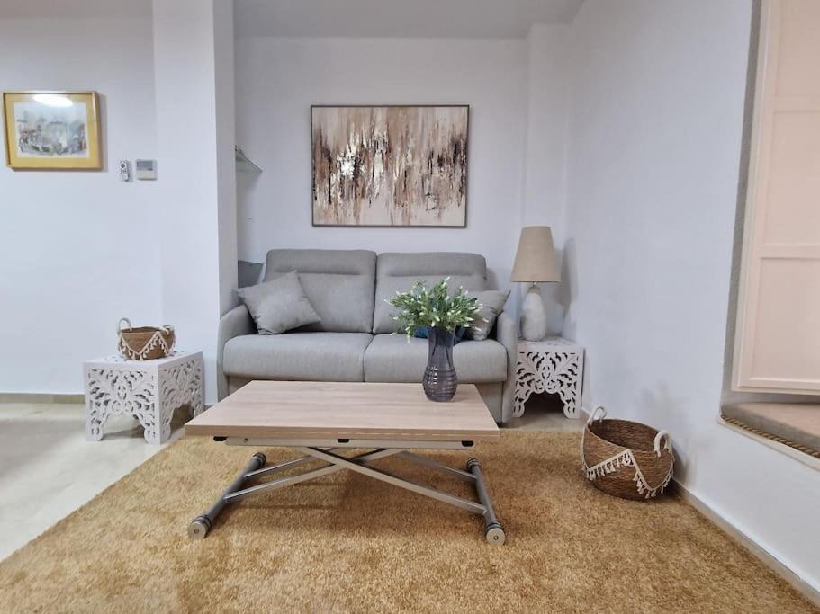 Precioso En Santa Cruz Lirio Bajo Apartment Sevilla Bagian luar foto