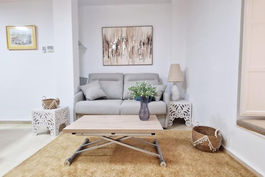 Precioso En Santa Cruz Lirio Bajo Apartment Sevilla Bagian luar foto