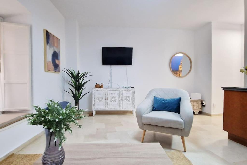 Precioso En Santa Cruz Lirio Bajo Apartment Sevilla Bagian luar foto