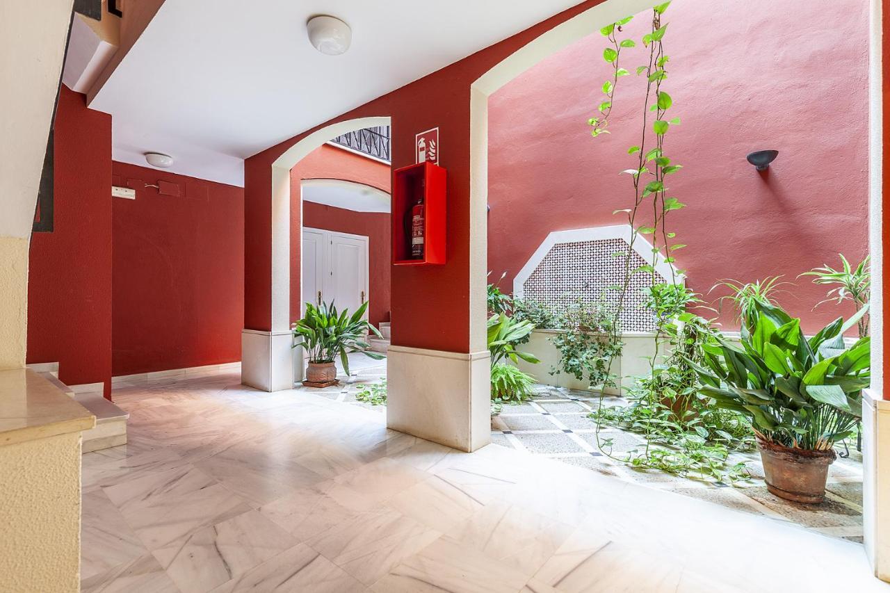 Precioso En Santa Cruz Lirio Bajo Apartment Sevilla Bagian luar foto